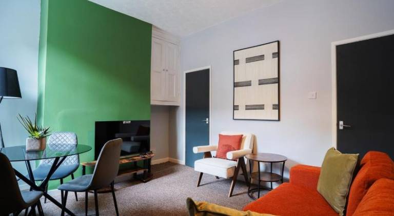 Vacation home | Dogs allowed in Salford