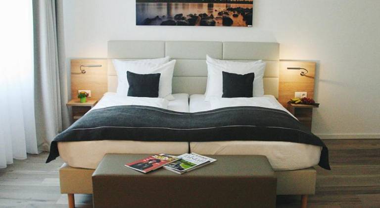 Four Stars by City Hotel