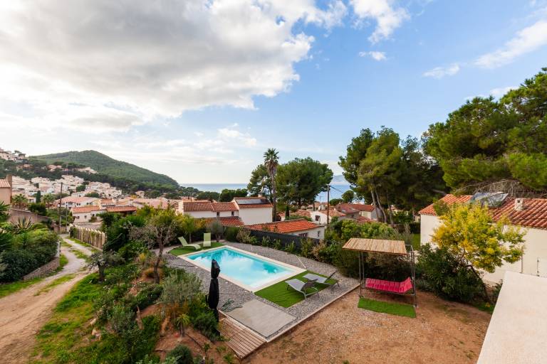 Ground floor villa with swimming pool 150 m from the sea – Sea view, Wi-Fi and air conditioning — photo 3