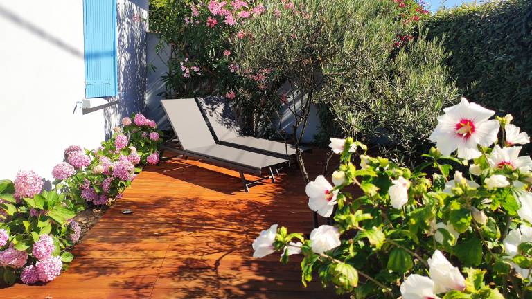 Holiday Home 'Beach Villa 14 Personnes' with Private Terrace, Wi-Fi and Air Conditioning — photo 4