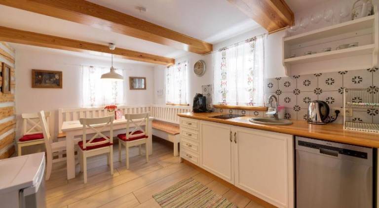 Wonderful house with BBQ, garden & pool | Pets are welcome — photo 4