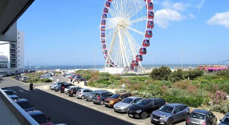 Lovely holiday apartment with jacuzzi | Next to the beach | Dogs allowed in Montreuil