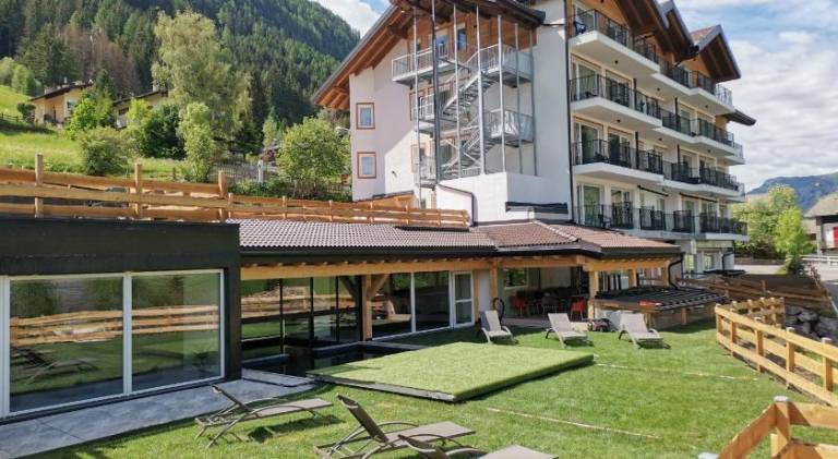 Active Alm Hotel in Moena