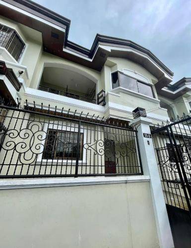 House  Olongapo