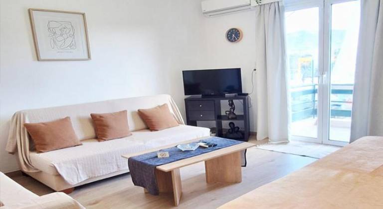 Rental apartment with patio | Pets allowed — photo 2