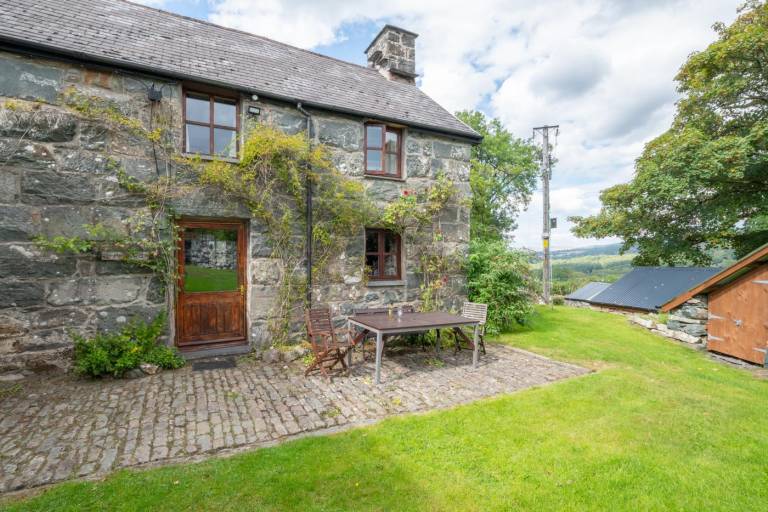 Cabin  Maentwrog