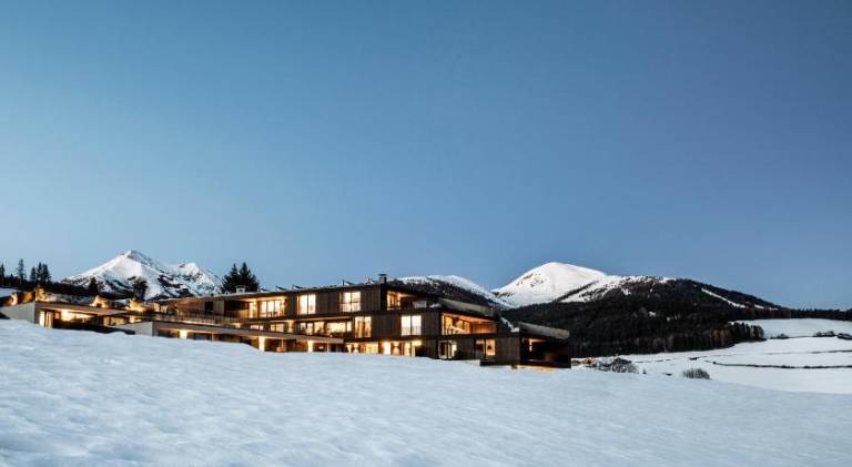 Serviced apartment with yard, sauna & terrace in Rio di Pusteria