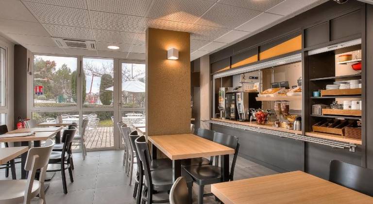 B&B HOTEL Antibes Sophia Antipolis — photo 2