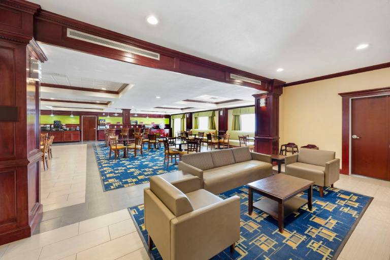 Best Western Plus Pratt — photo 2