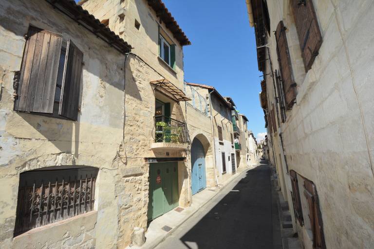 House  Beaucaire