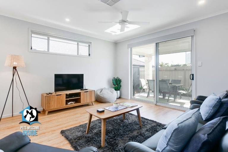 House Encounter Bay
