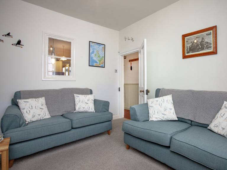 Family-friendly lovely cottage with yard | River view | Beach nearby | Dogs allowed — photo 5