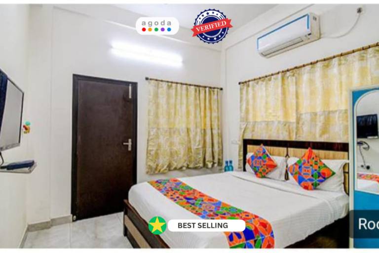 Goroomgo The Moon Residency Kolkata in Barasat