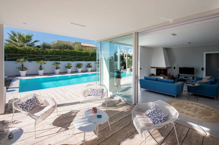 Villa with private pool, yard & patio — photo 2