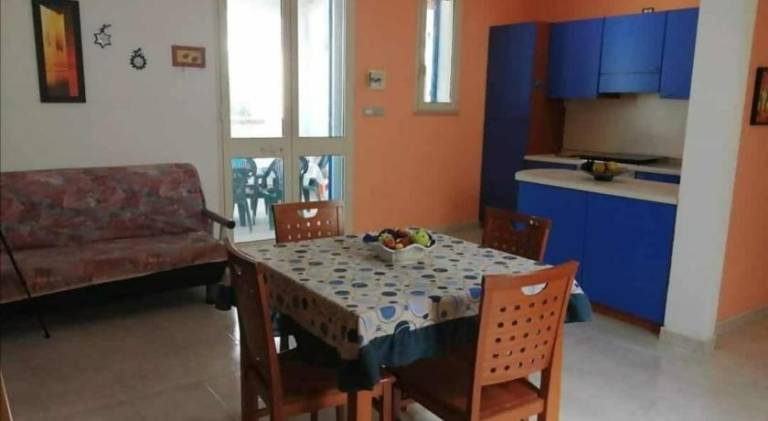 House with 2 rooms for 5 persons — photo 4