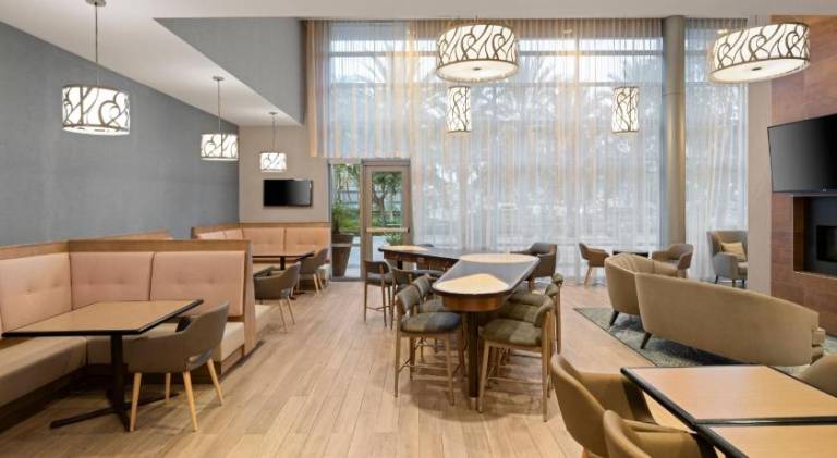 Homewood Suites by Hilton Anaheim Resort - Convention Center — photo 5