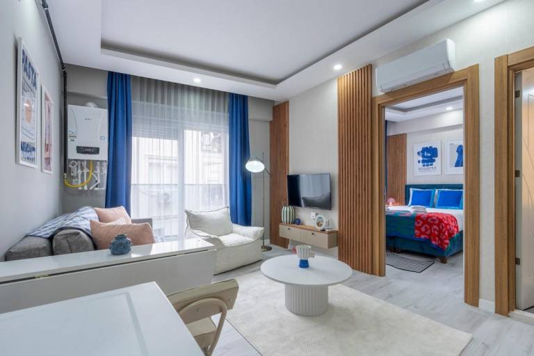 Fully equipped vacation home | Near Hadrian's Gate | Suitable for remote work | Pets are welcome — photo 2