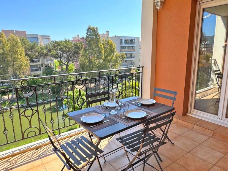 Fully equipped wonderful holiday apartment with patio, pool & yard | Nature view | Beach nearby | Pets are welcome — photo 3