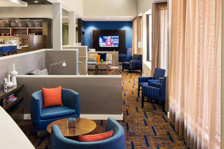 Courtyard by Marriott Phoenix North — photo 5