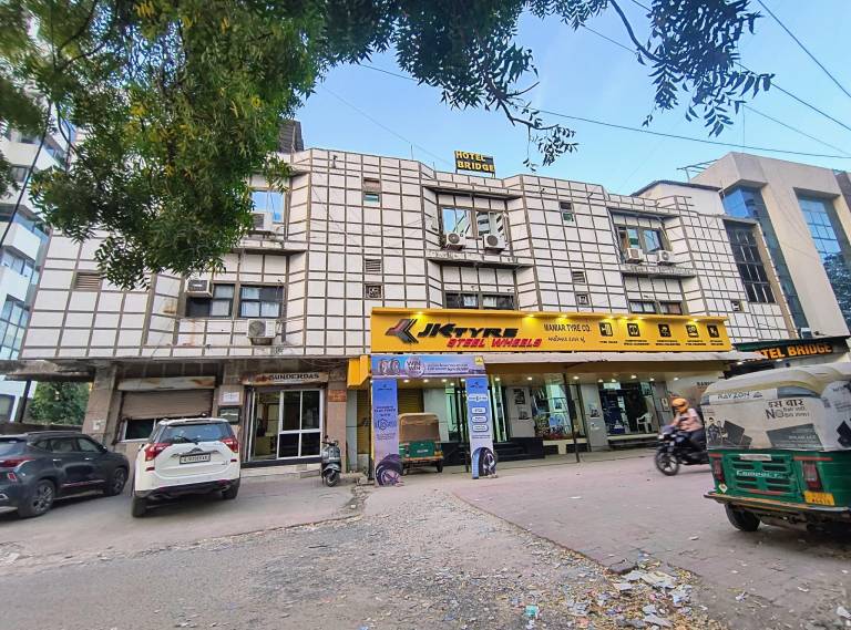 Hotel Bridge in Ahmedabad