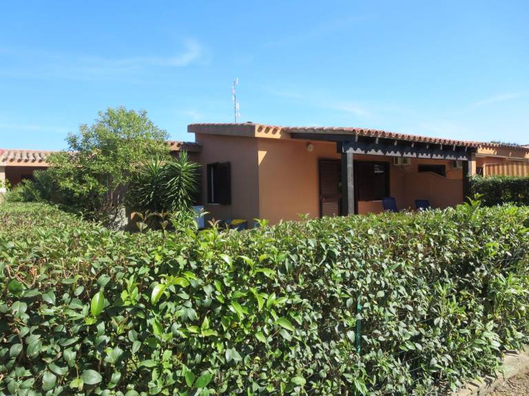 Charming rental apartment with grill & garden | Next to the beach | Pets are welcome — photo 2