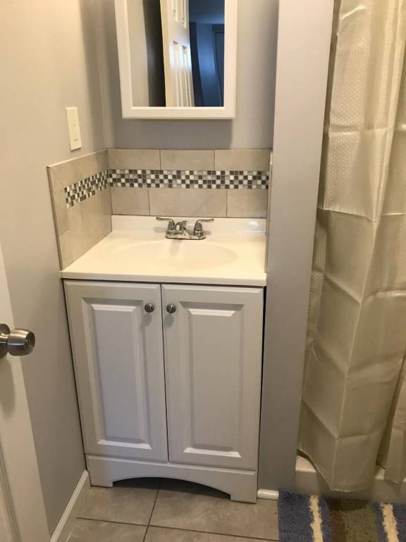 Apartment  West Babylon