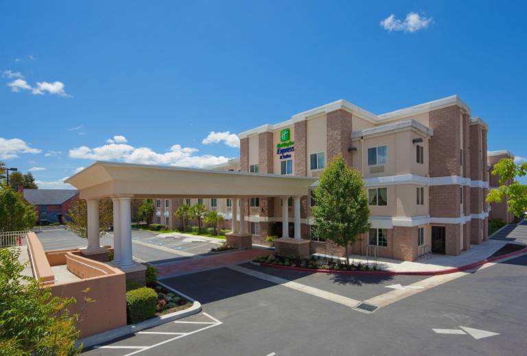 Holiday Inn Express Hotel & Suites Livermore By IHG in Livermore, CA