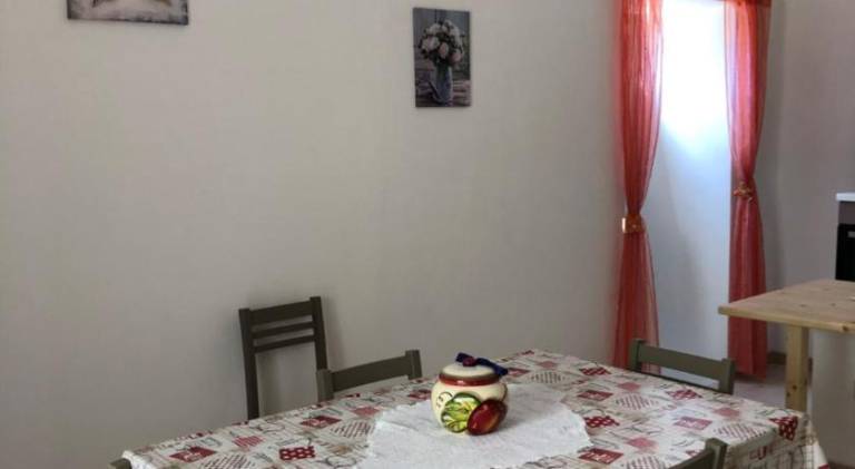 Vacation home with garden, barbecue & patio — photo 4