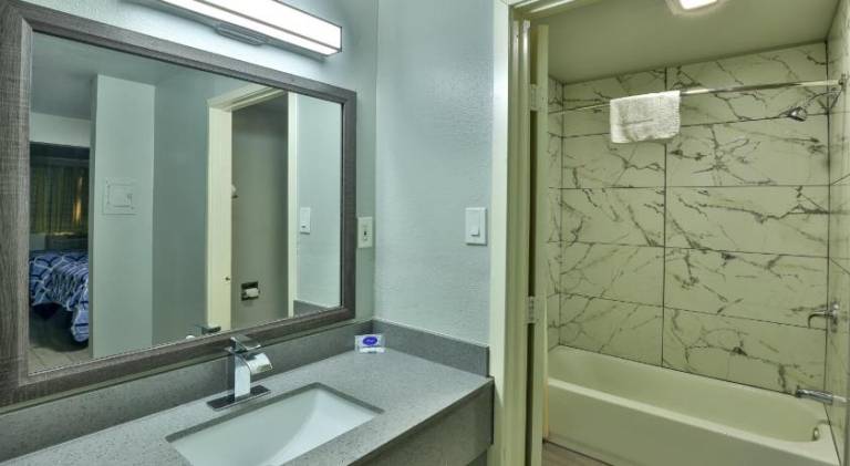 EL TEJAS MOTEL — photo 5