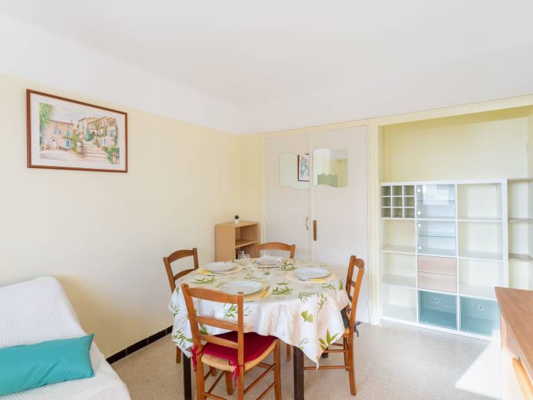 Beautiful rental apartment with garden | Next to the beach | Dogs allowed — photo 2