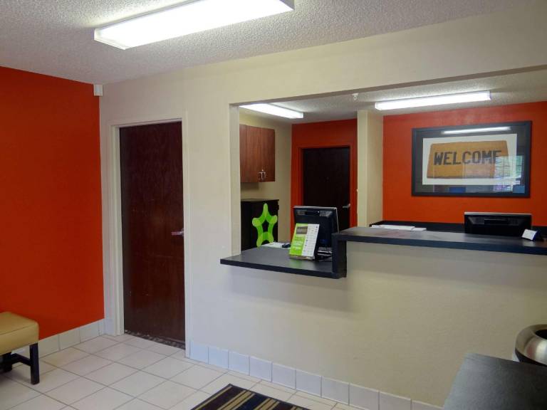 Extended Stay America Select Suites - Raleigh - RDU Airport — photo 4