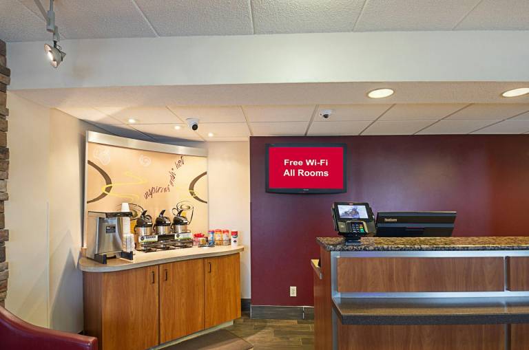 Red Roof Inn Madison, WI — photo 5
