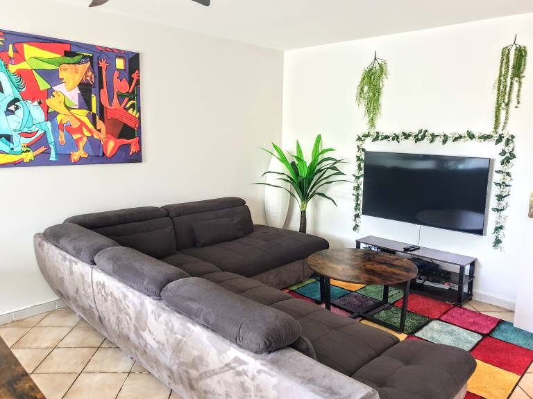 Apartment 'Casa Picasso' with Shared Garden, Balcony and Wi-Fi — photo 2