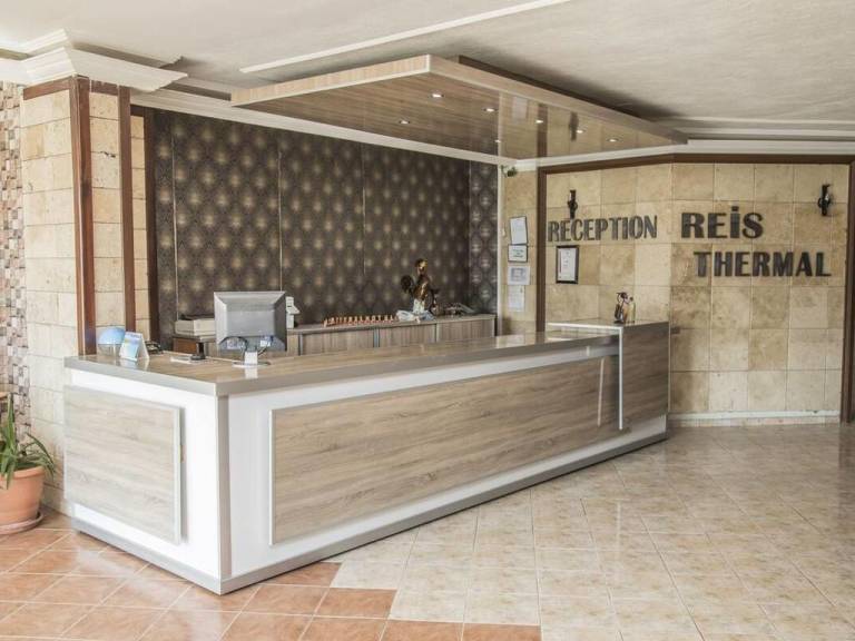 Reis Thermal Otel — photo 4