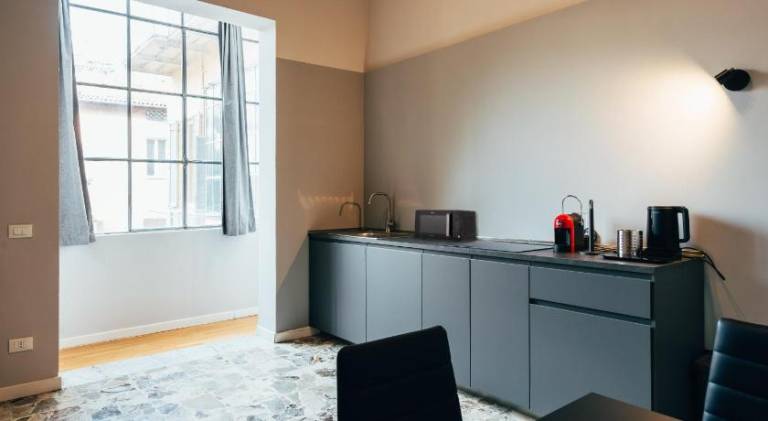 Holiday apartment with jacuzzi | Near Two Towers — photo 2
