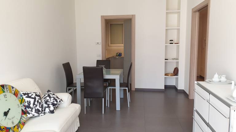 Fully equipped lovely rental apartment with patio & fast internet | Garden view | Pet-friendly in Porlezza