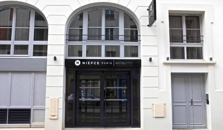 Niepce Paris Hotel, Curio Collection by Hilton in Le Kremlin-Bicetre