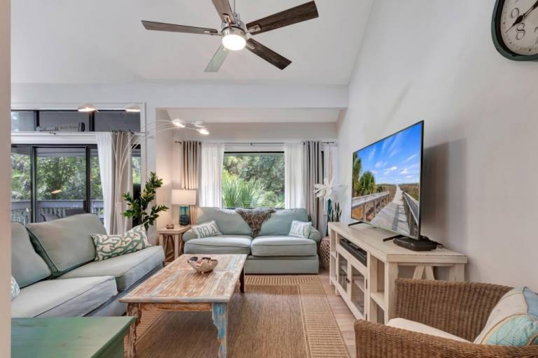 Condo with private pool | Dogs allowed — photo 2