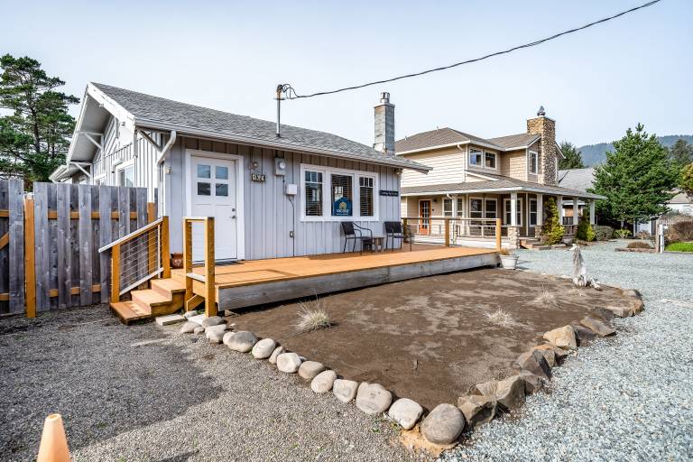 Cottage  Manzanita