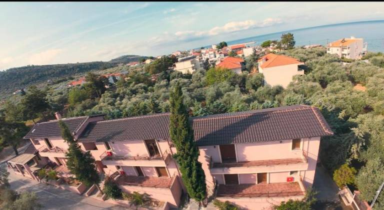 Serviced apartment with garden, terrace & BBQ in Thasos