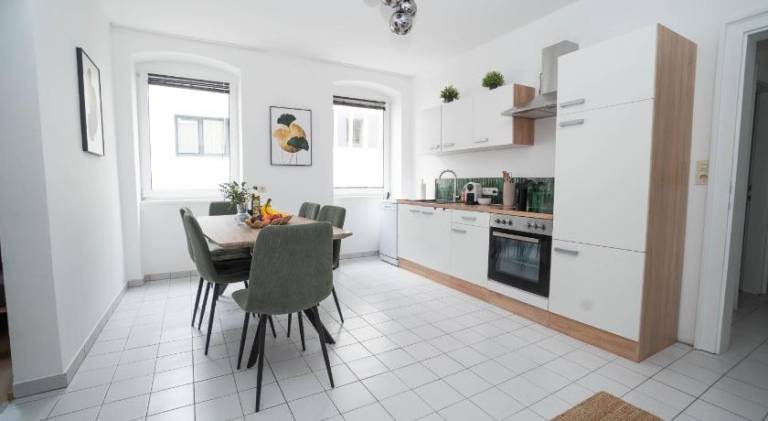 Holiday apartment with garden — photo 4