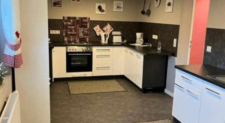 Rental apartment with 3 rooms for 5 persons — photo 4