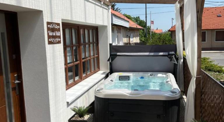 Apartment with jacuzzi in Veszprem