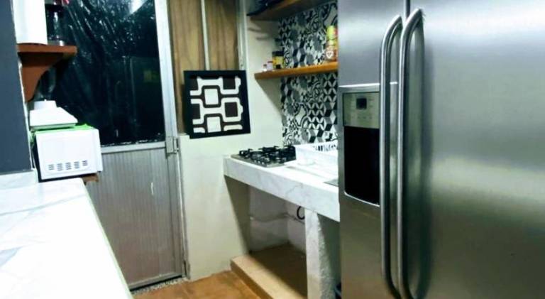 House with pool | Pets are welcome — photo 3
