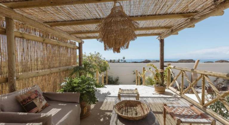 Villa with private pool, garden & BBQ in Tías