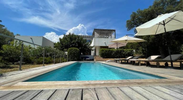 Villa with pool in Zonza