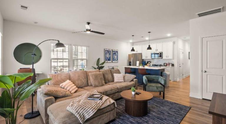 192 m&sup2; Ferienhaus