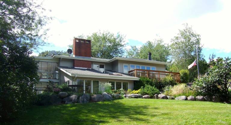 Bed and breakfast  Ames