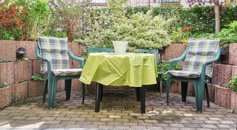 Apartment with barbecue, garden & patio — photo 3