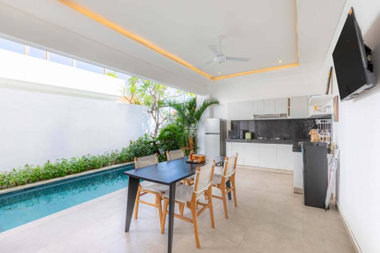 Villa with yard, private pool & terrace | Suitable for remote work — photo 3